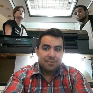 Meet your Posher, Luis